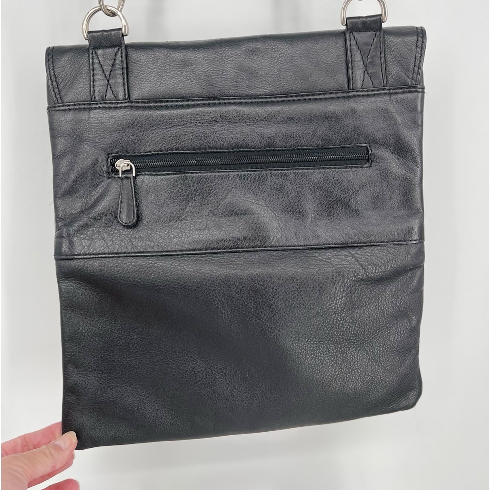 AG Leather Goods Black Leather Crossbody Adjustable‎ Strap Very Soft